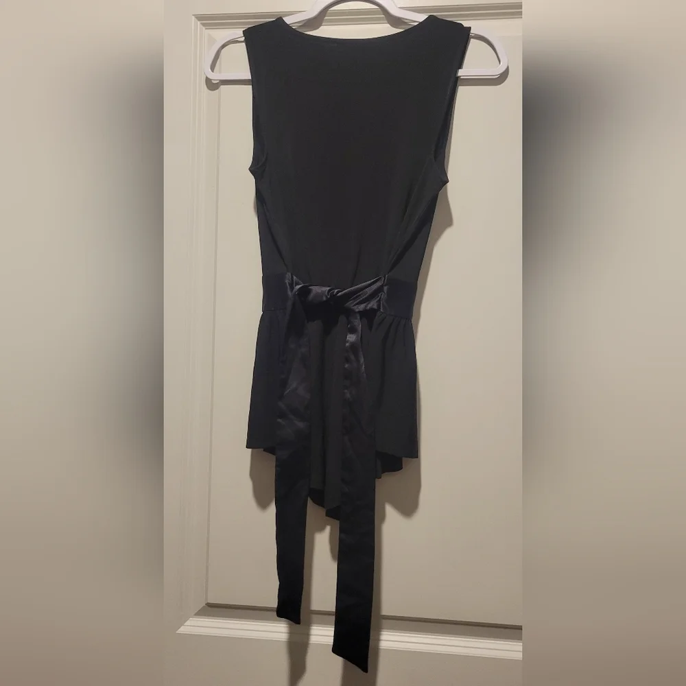 SOLD  Allen B. top - Picture 2 of 6